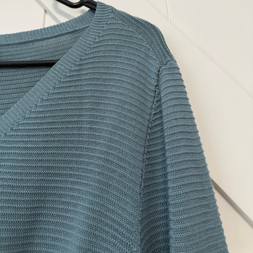 Eileen Fisher Teal Knit V Neck Pullover Long Sleeve Blouse size large - Picture 2 of 15